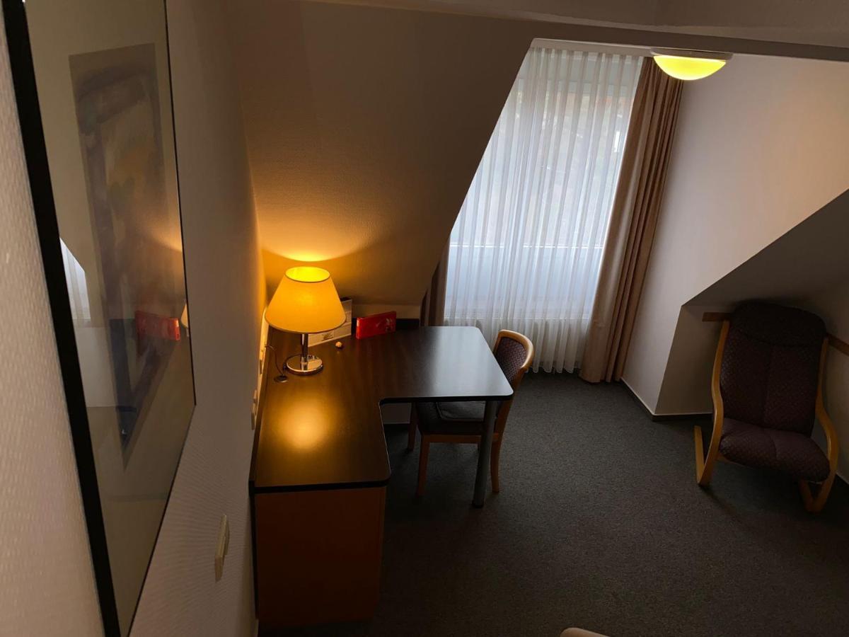 T24 - Ihr Appartement Mit Charakter Зиндельфинген Экстерьер фото